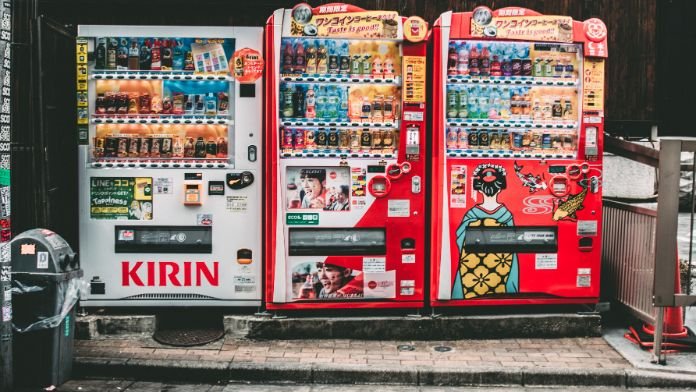 Configuration and Construction of Hot Meal Vending Machine