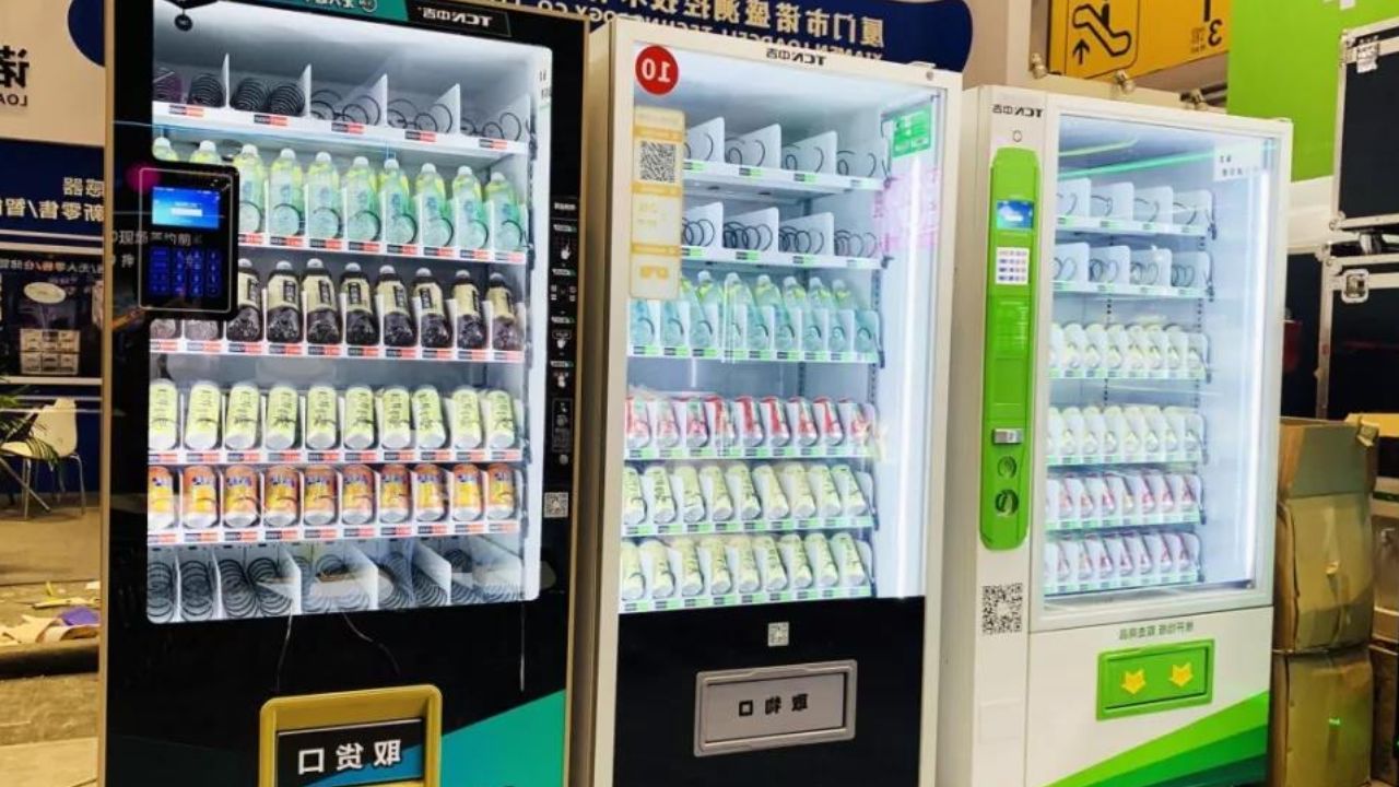 Combination Drink and Snack Vending Machines